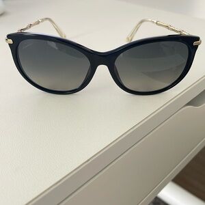 NWOT - Gucci Sunglasses